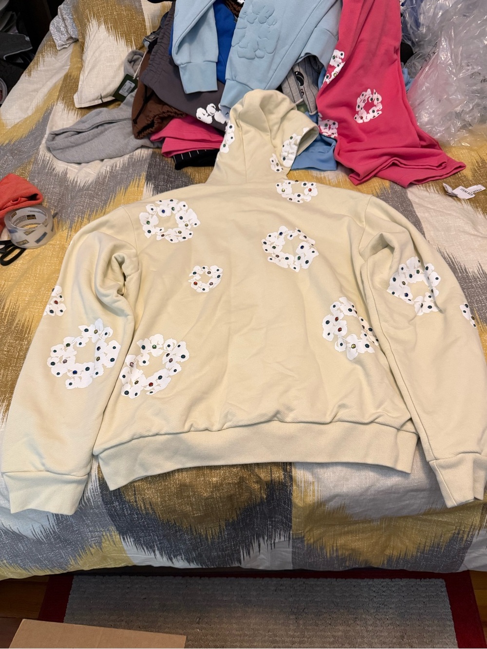 Denim Tears Cotton Wreath Rhinestones Cream Zip Up Hoodie Size L - Picture 4 of 4